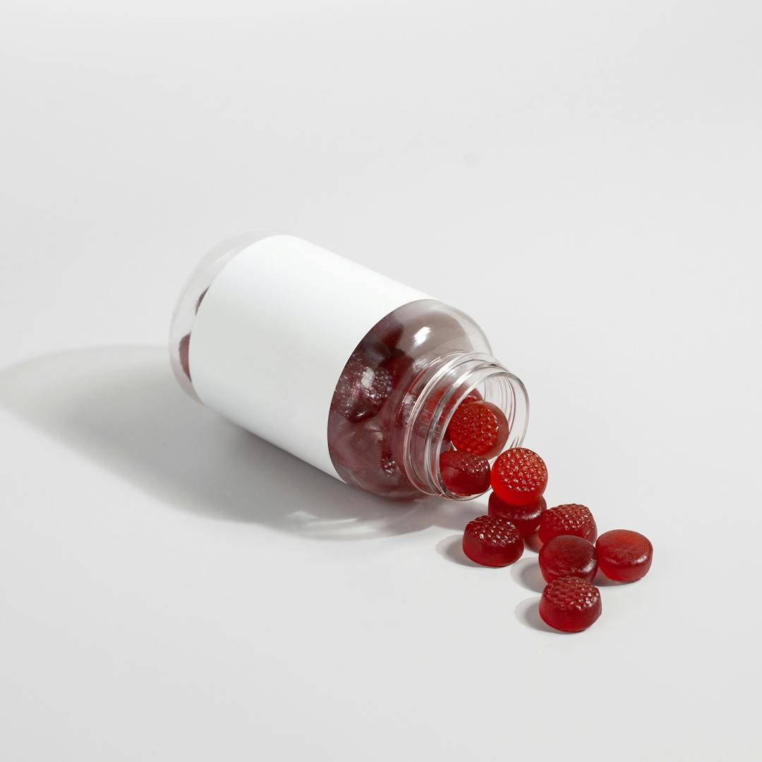 AllureSmile's tweet photo. Many of our patients are surprised to learn that "sticky" snacks like gummy vitamins or dried fruit can actually be worse for your teeth than a piece of chocolate. ☹️

What is one food you were shocked to learn is high on the cavity-causing list? 

#HealthyHabits #MansfieldEats https://t.co/y8icsOxI45