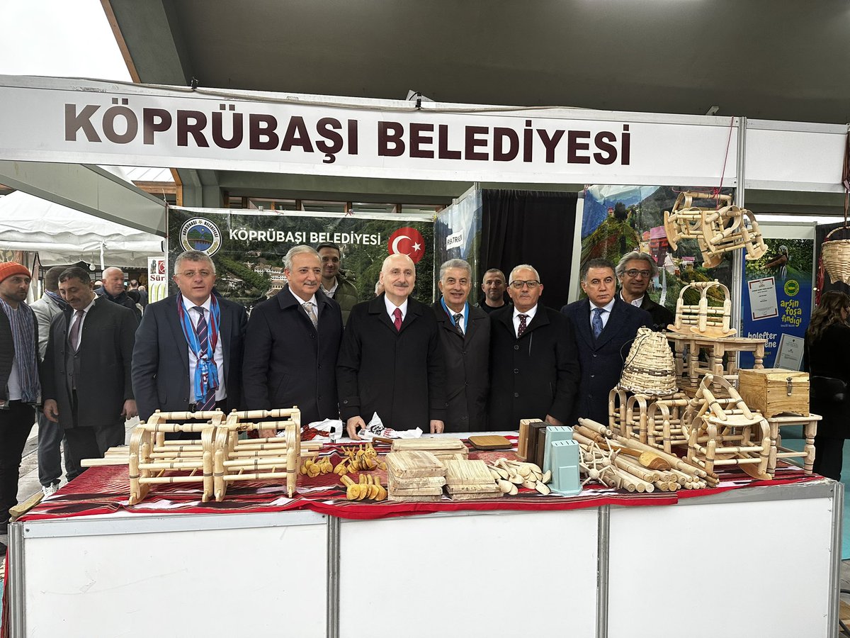 Vehbi Koç tweet media