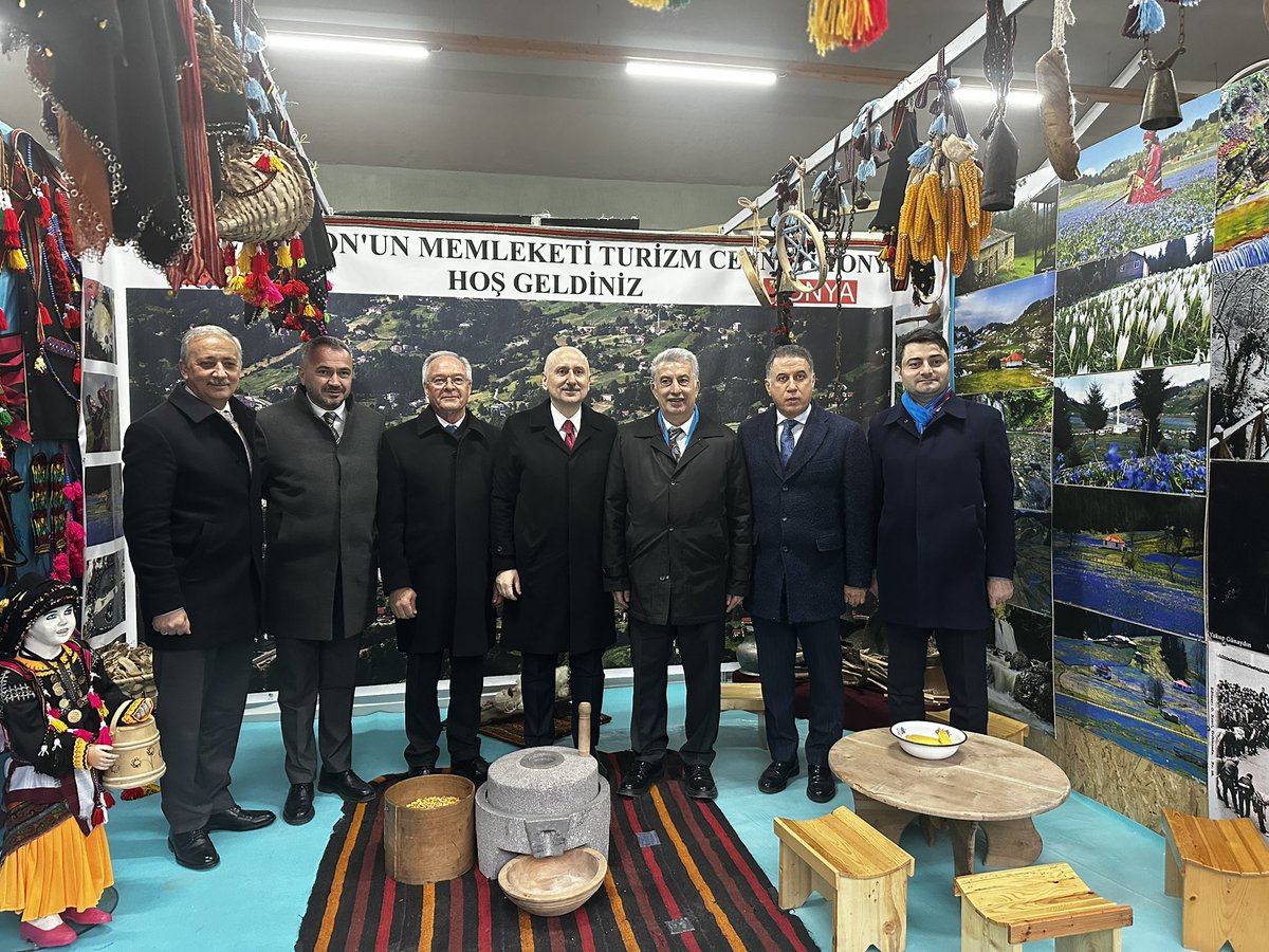 Vehbi Koç tweet media