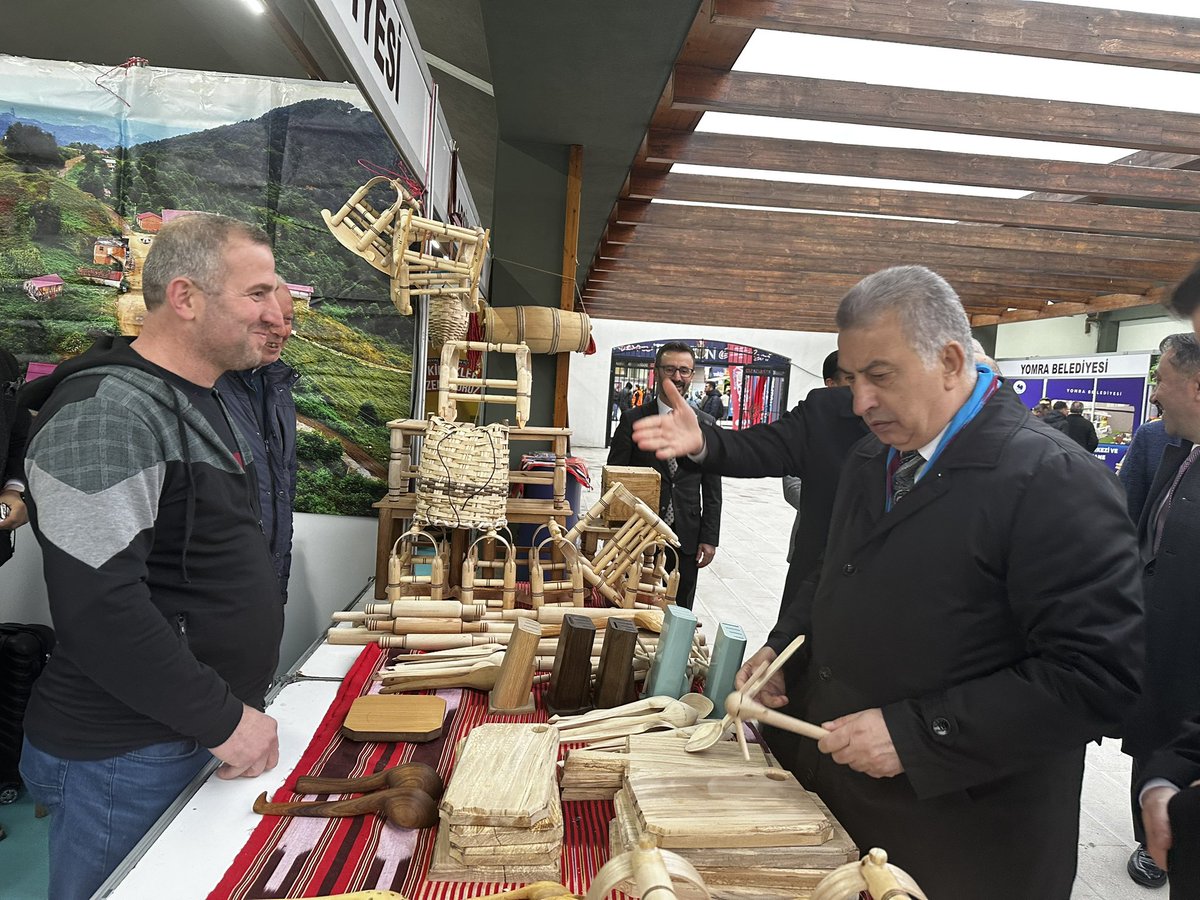 Vehbi Koç tweet media