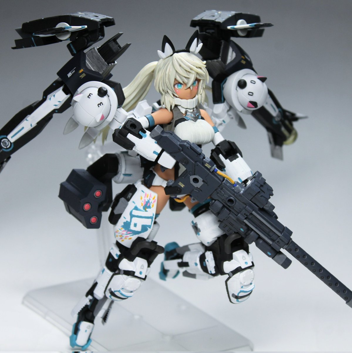 Uchi craft room tweet media