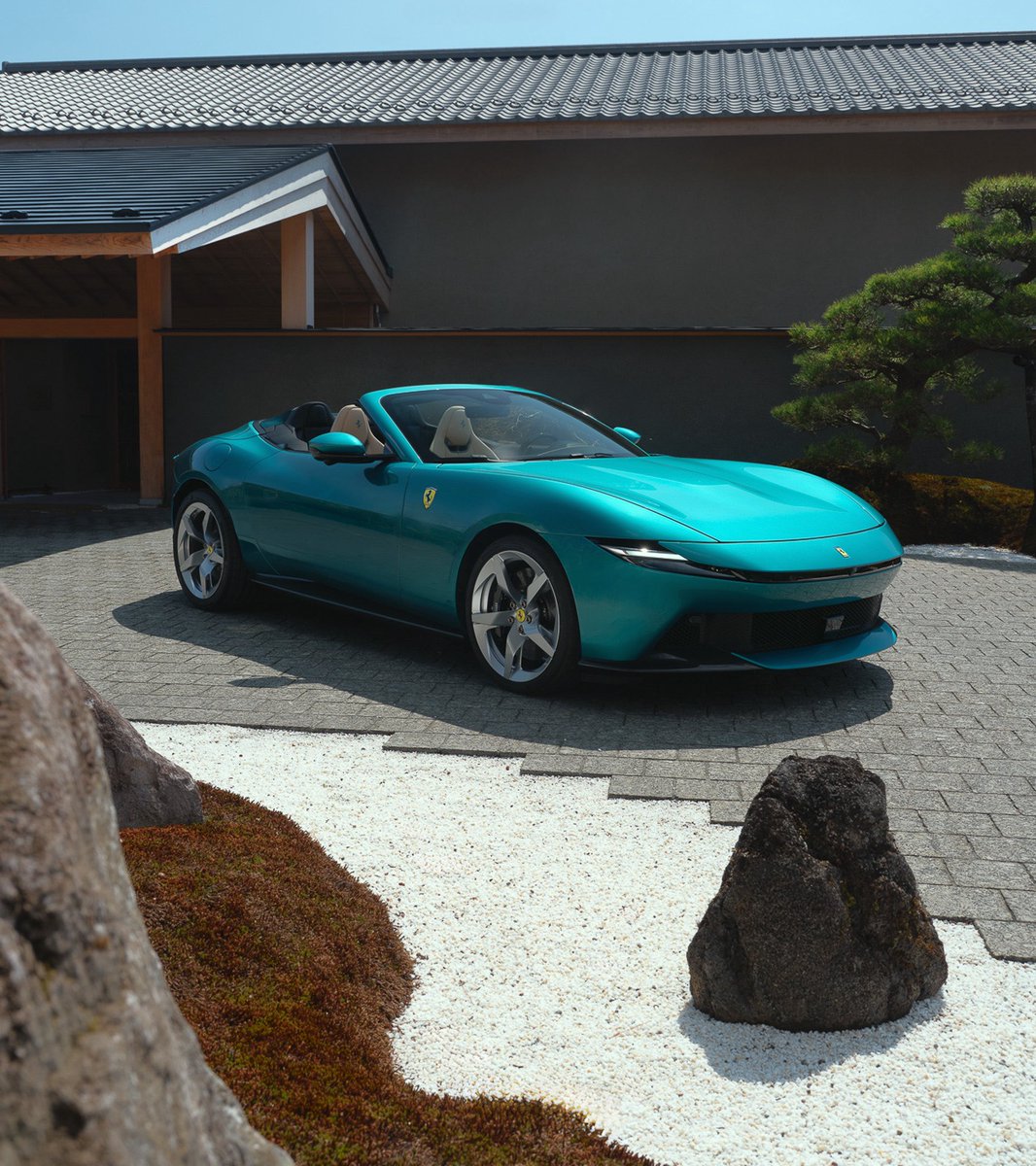FerrariJPN's tweet image. エレガンスを纏ったスポーティネス #FerrariAmalfiSpider 
伝統と革新が共鳴する。

Ferrari Amalfi Spiderの詳細はこちら
bit.ly/47TEkhR

#Ferrari