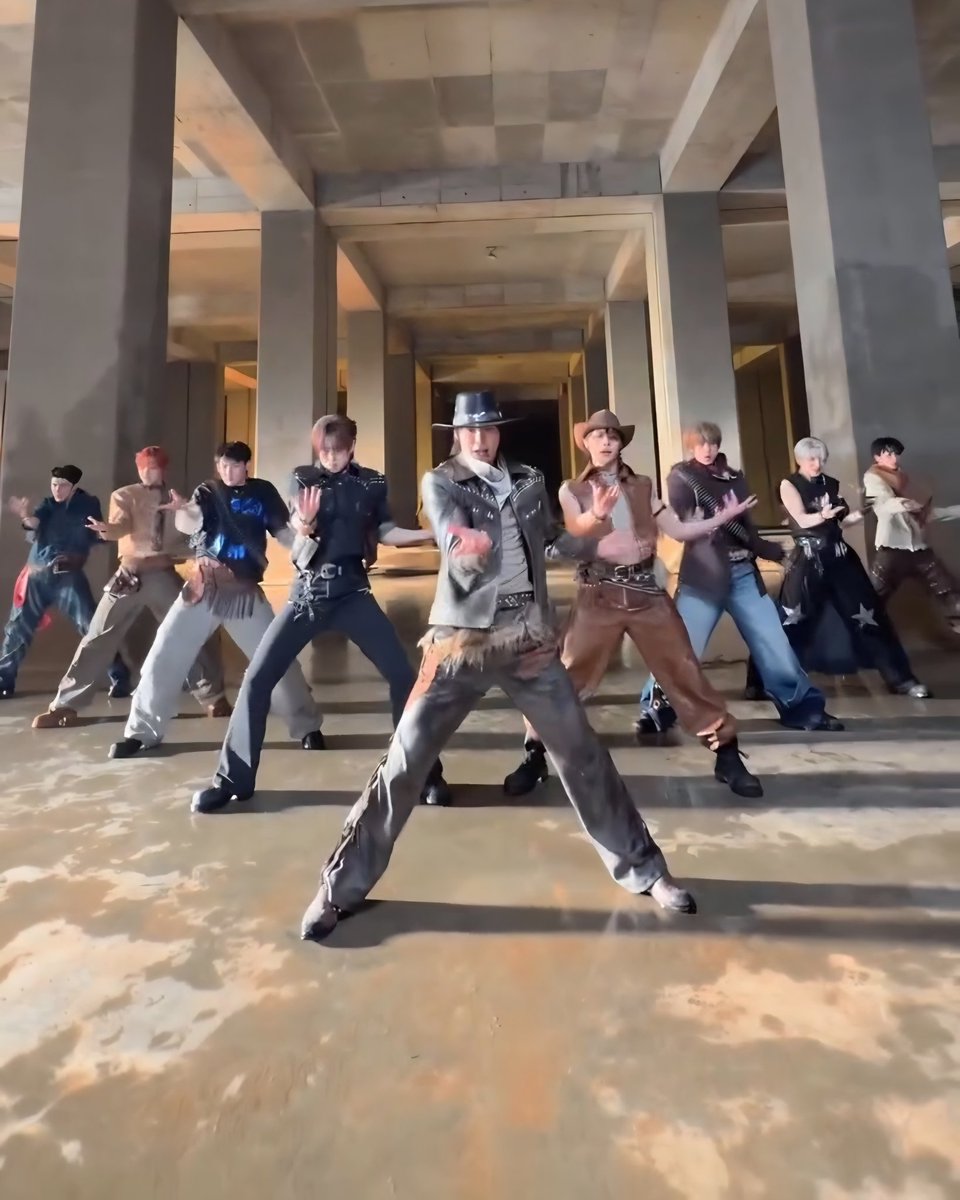 SOLAR⋆𝓦𝖊 🔛 𝖋𝖎𝖗𝖊 ⋆𐚁⊹₊ ⋆ tweet media