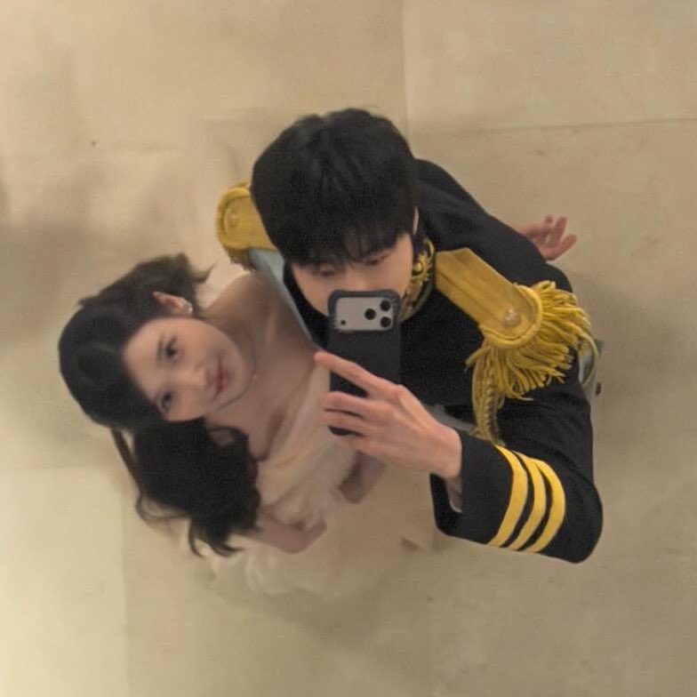 𓍯𝓂.𓂃 tweet media