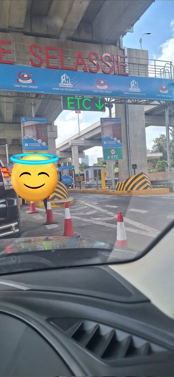 Nom de Plume tweet media