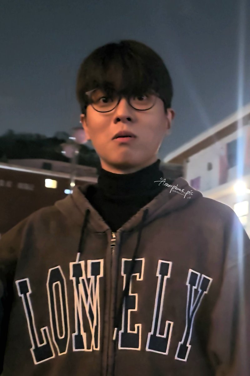 Let 🍀 tweet media