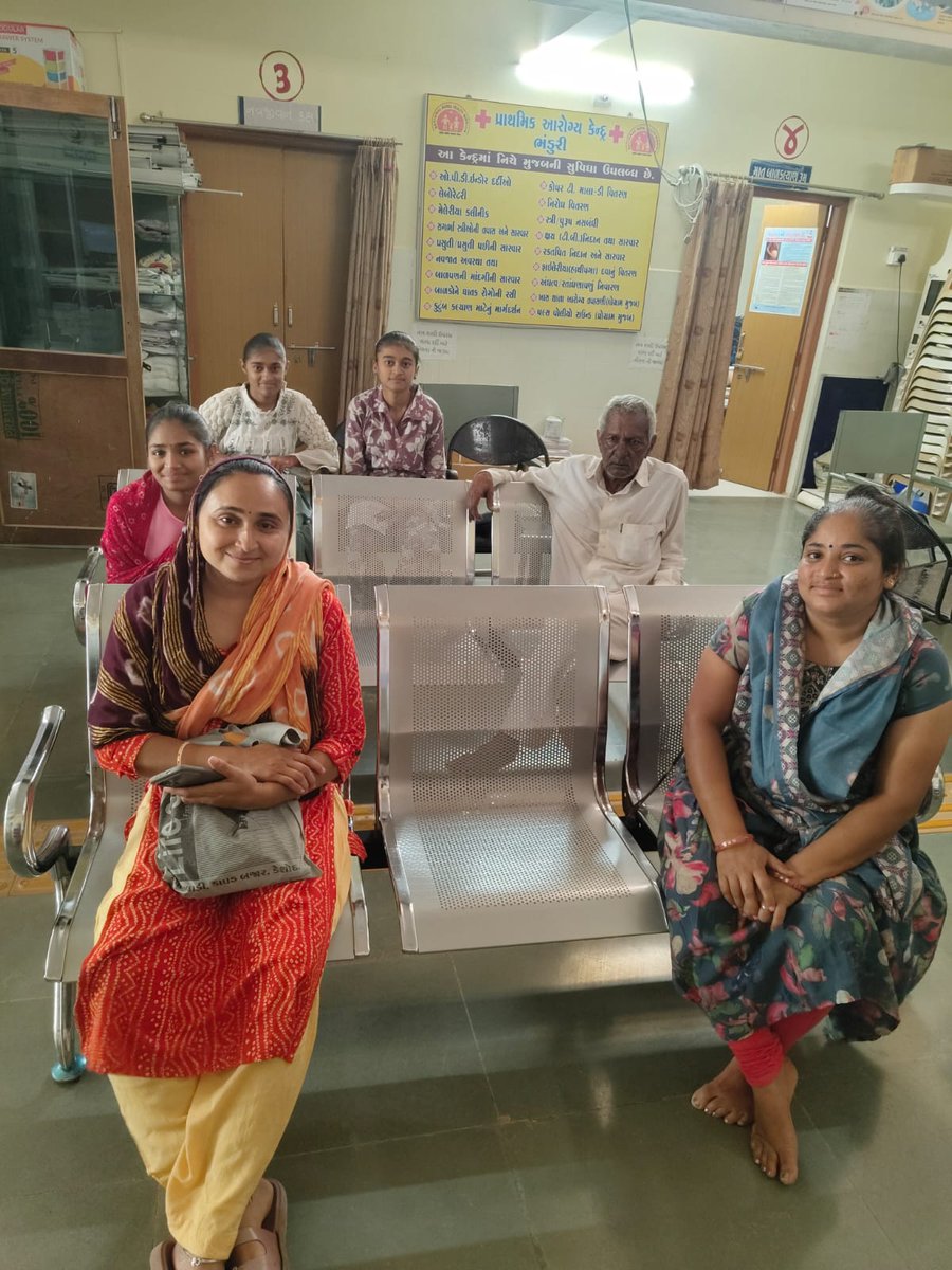 આજરોજ શેરીયાખાણ ગામ ખાતે HPV વેક્સિનેશન અંગે વાલી મિટિંગ બોલાવીને વેક્સિન વિશે MO, આયુષ MO અને સબસેન્ટર શેરીયાખાણ ટીમ દ્વારા સમજણ આપેલી જ્યાર બાદ લાભાર્થી ને PHC ખાતે લાવીને રસીકરણ કરવામાં આવ્યું.<a href="/TeamHealthMalia/">Team Health Malia_Junagadh</a>