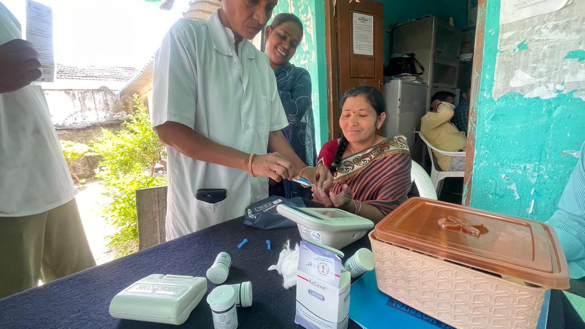 dtotsadb's tweet photo. Ayushman ArogyaShivir  at High risk Village -Pippaldhari included #TBMuktBharat  (x-ray) ,NCD  and HB Screening.
@Collector_ADB @dmhoadilabad @StateTb @TbDivision @ddgtb2017 @nishantjeph @DrRaghuramRao @MoHFW_Telangana @MoHFW_INDIA @CHFW_NHMTG @tbalertindia @mopr_goi https://t.co/dLQ00gRpzx