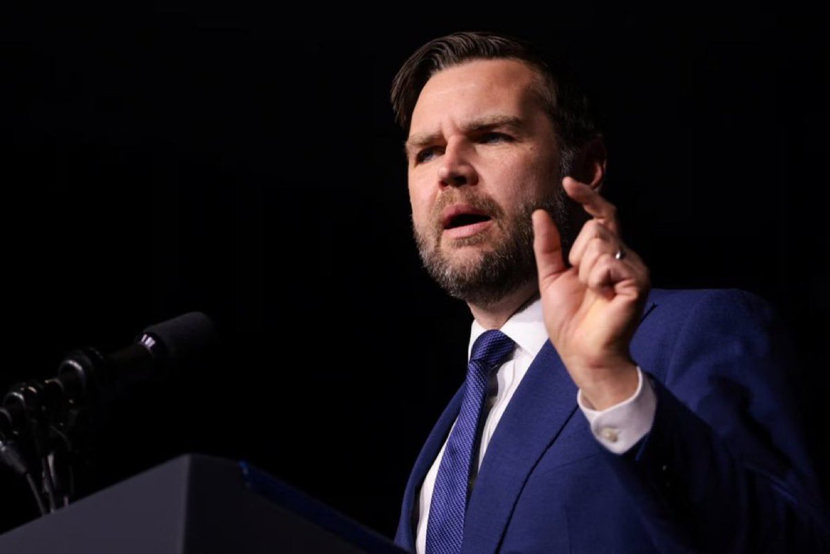 فحص: ادعاء سفر "فانس" نائب الرئيس الأمريكي إلى باكستان لحضور محادثات مع إيران غير مؤكد