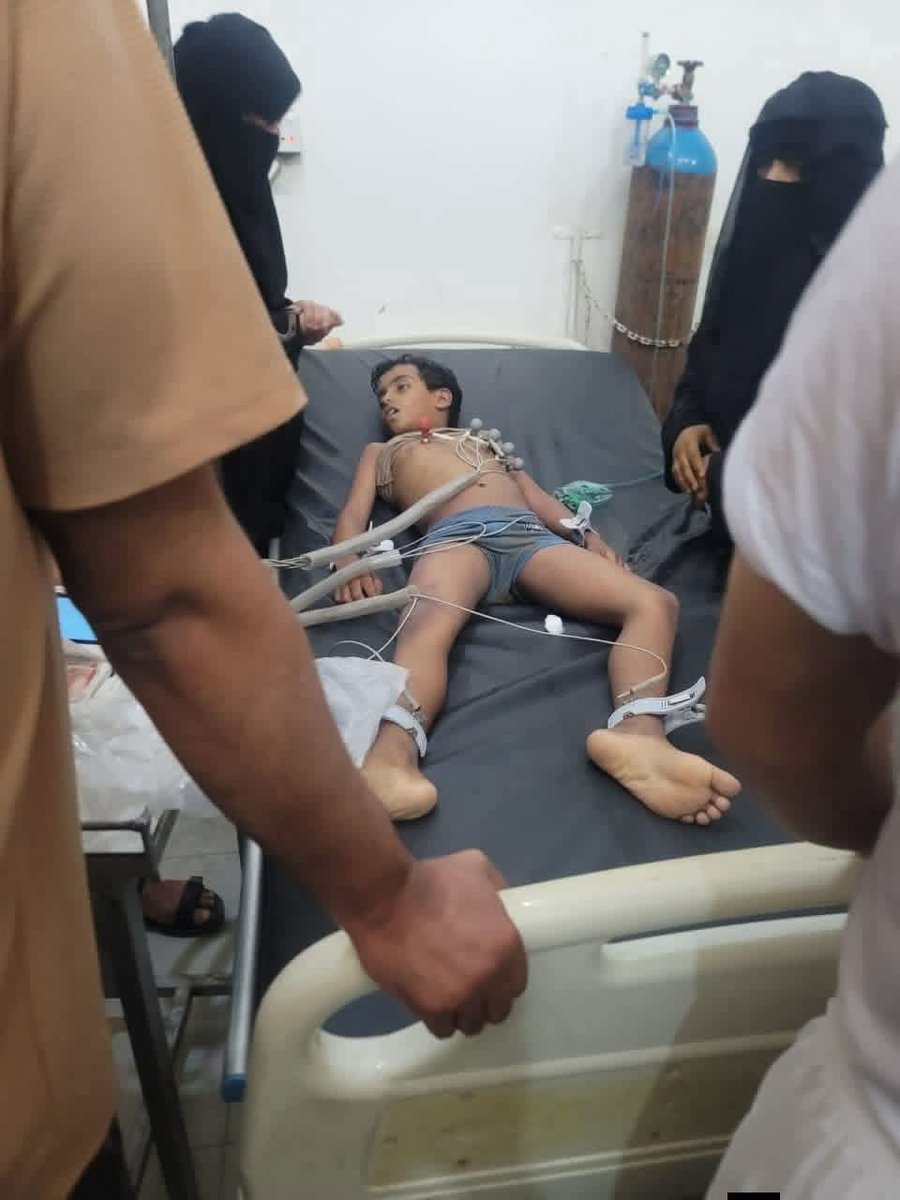 قبل قليل الضحية الثاني بالسيول رحمه الله عليه 💔
#تعز
