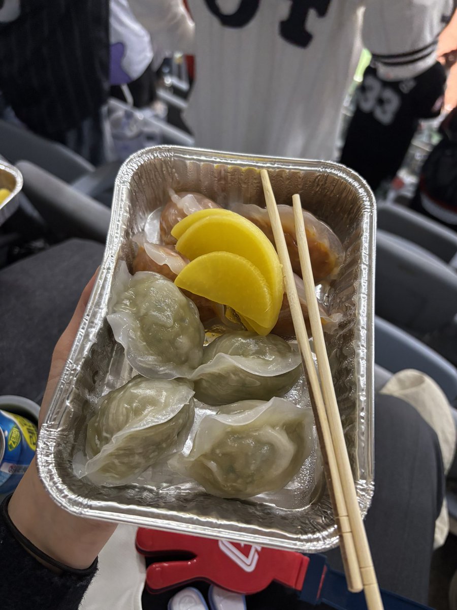 미친놈 tweet media