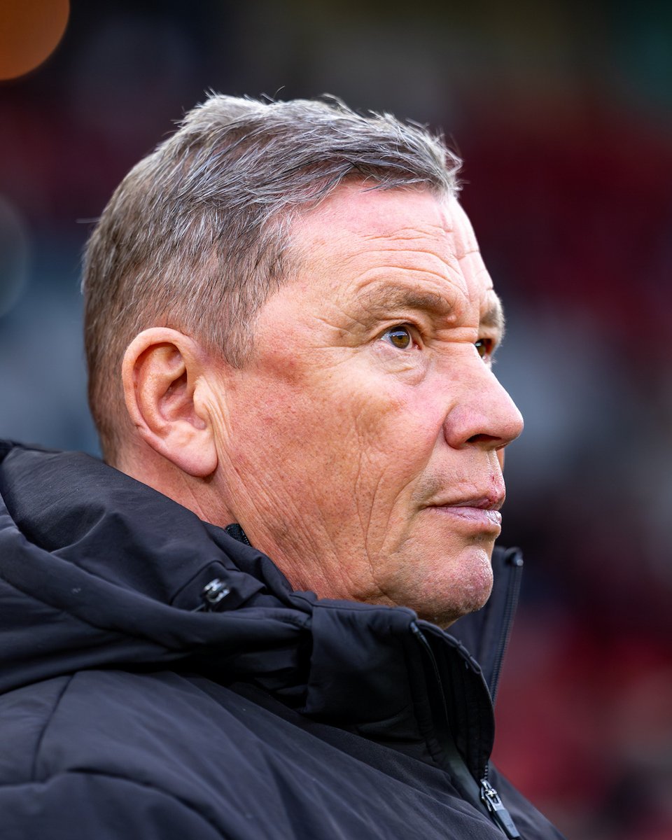 AZAlkmaar's tweet image. 💬 Echteld: ‘Snel de kans om jezelf te herpakken’ 

🗞️ Na een pittig duel in Polen ligt de focus direct weer op de Nederlandse competitie. Lees hier de voorbeschouwing met onze hoofdtrainer: tinyurl.com/2mvbenzk

#AZAlkmaar #azhee #TheFutureIsOurs