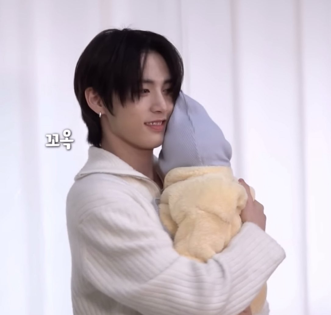 넌강 D. 희엿어TAT tweet media