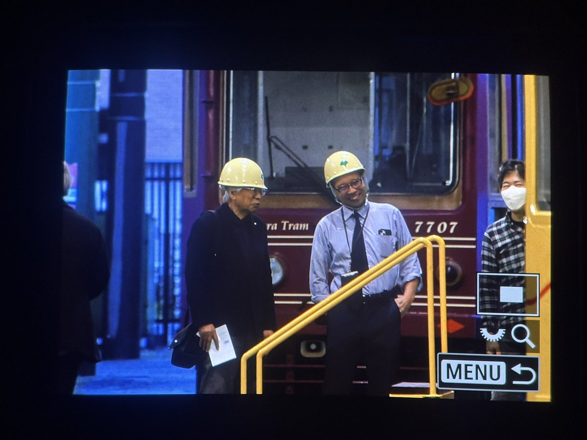 出庫3番線 tweet media