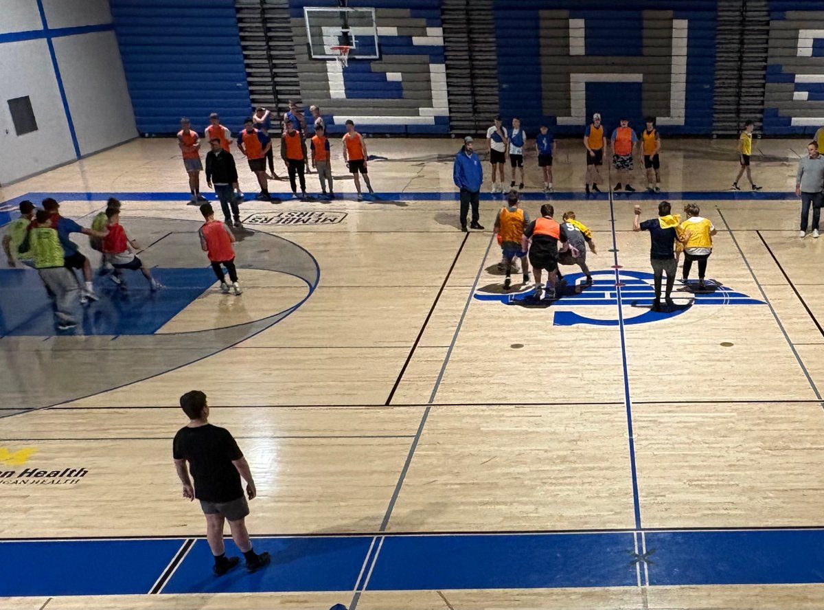 GladwinFootball's tweet photo. Great way to finish the week in the weight room today 💪
Today was our EAT to Compete Friday. It was Team Tic-Tac-Toe
🏆 Challenge Day Winners:
Bronson Bigham
Eisen Corlew
Trinity Hair
#EAT #GladwinFootball #FlyingGs #StackTheDays https://t.co/Zn1vWcCLth