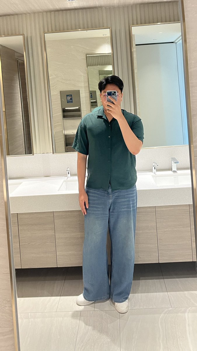 หยุดแล้ววววว
สงกรานต์ใครอยู่ กทม บ้าง 😅😂