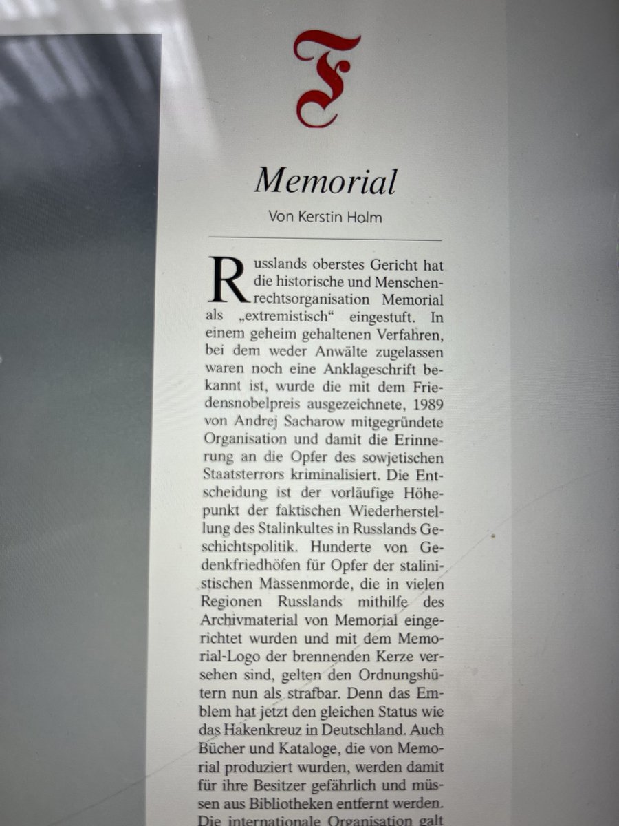 KH_Paque's tweet image. Armselig! #Putin hat ⁦#Memorial, die großartige von A. Sacharow 1989 gegründete Organisation zur Aufarbeitung der sowjetischen Geschichte, als "extremistisch" eingestuft - so ⁦⁦@FAZ_NET⁩. Wir Liberale sind stolz auf unsere Zusammenarbeit mit Memorial. @fdp @FNFreiheit