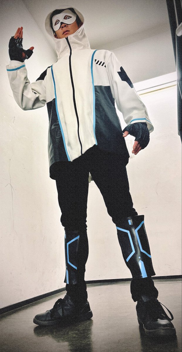 山川源太 tweet media