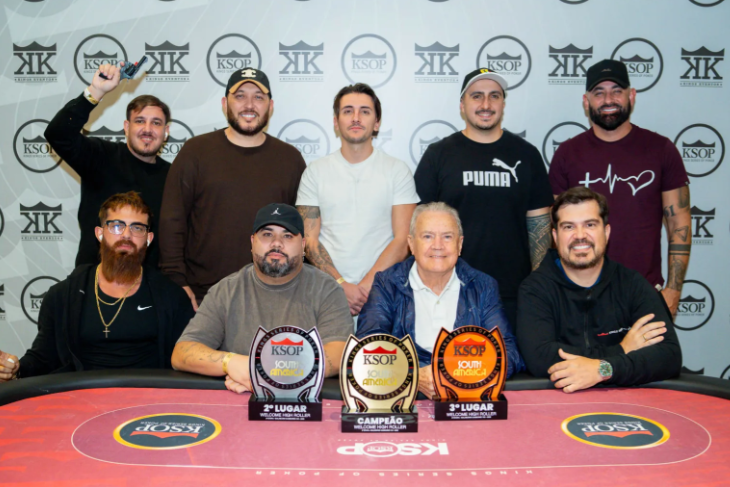 #TorneosEnVivo 🇧🇷

Giuseppe Calio 🇦🇷 y Yannick Capocetti 🇦🇷 fueron finalistas en el Welcome High Roller R$ 10K de la <a href="/ksopoficial/">KSOP Oficial</a> South America. 

Noticia 👇
poker-red.com/noticias/ksop-…