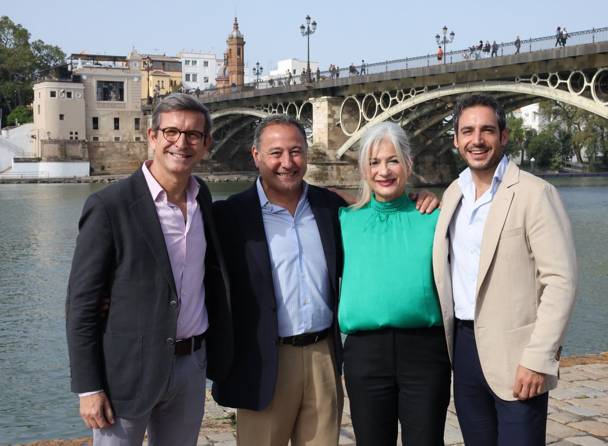 aaguileragalvez's tweet photo. Orgulloso de formar parte de la candidatura del PP de Sevilla para las próximas elecciones autonómicas del #17M. 

#AndalucíaAvanza gracias a las políticas de @JuanMa_Moreno. Sigamos juntos por el camino de la estabilidad. 

#JuanmaPresidente https://t.co/VcwFuK8Md4