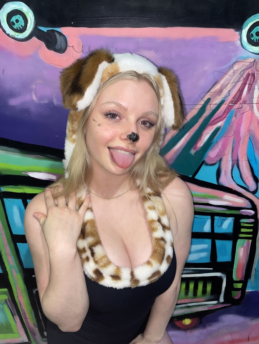 Lilly May tweet media