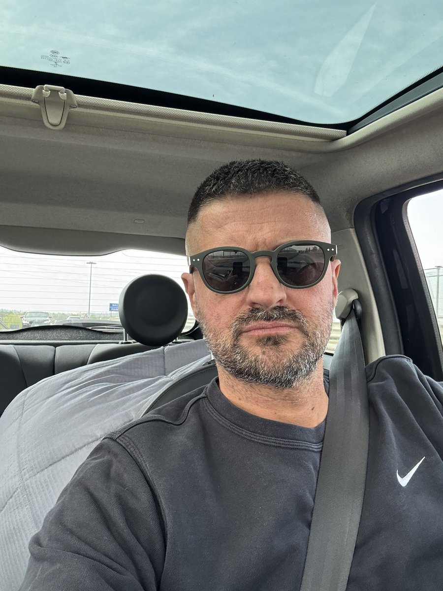 Millenovecento83 tweet media