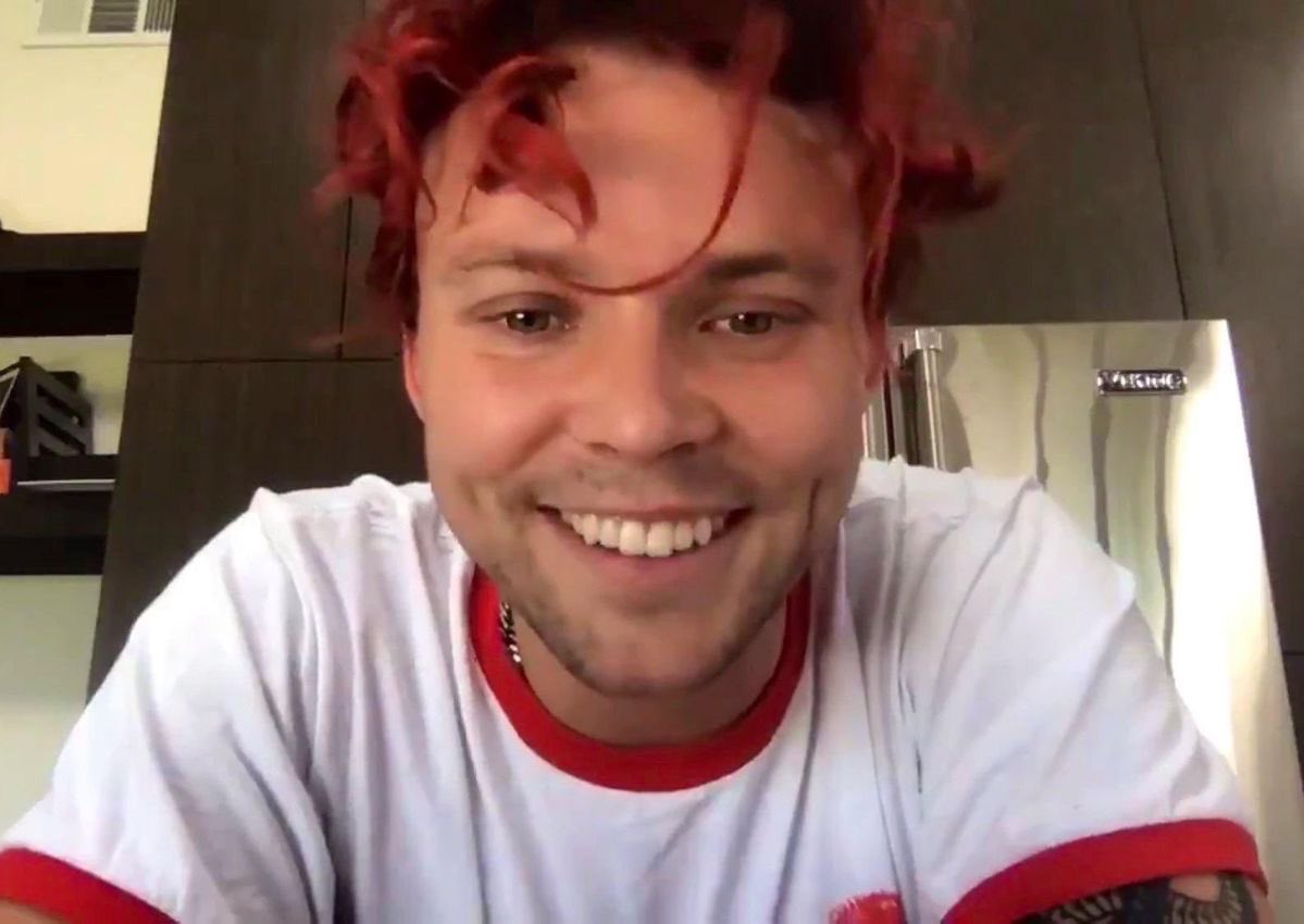 beth ४ tweet media