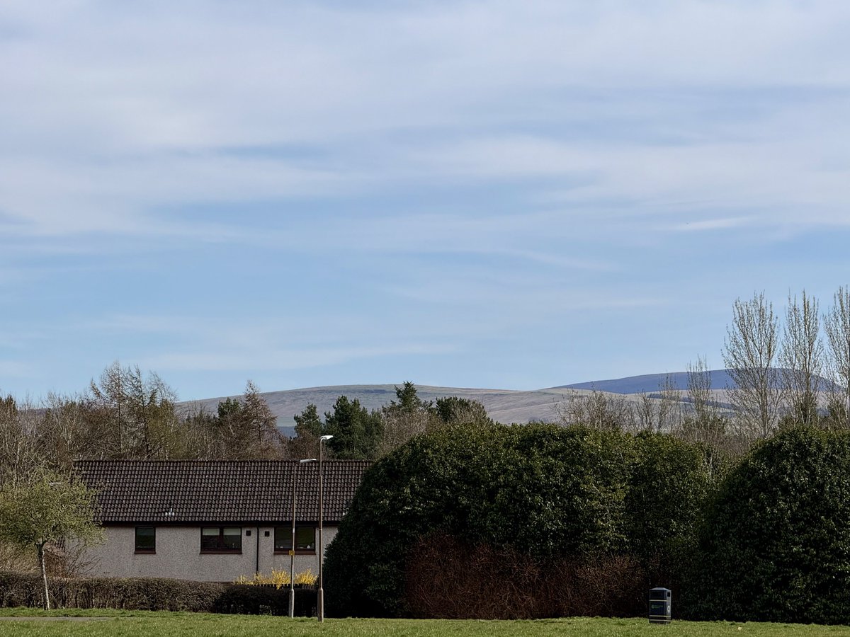 ElleBeePhotos's tweet image. Wishing everyone a pleasant weekend with more scenes from Tuesday’s nature walk. 

If you have a favourite, I’d love to know which and why! 💙💚🤔

#landscapephotography #PhotographyIsArt