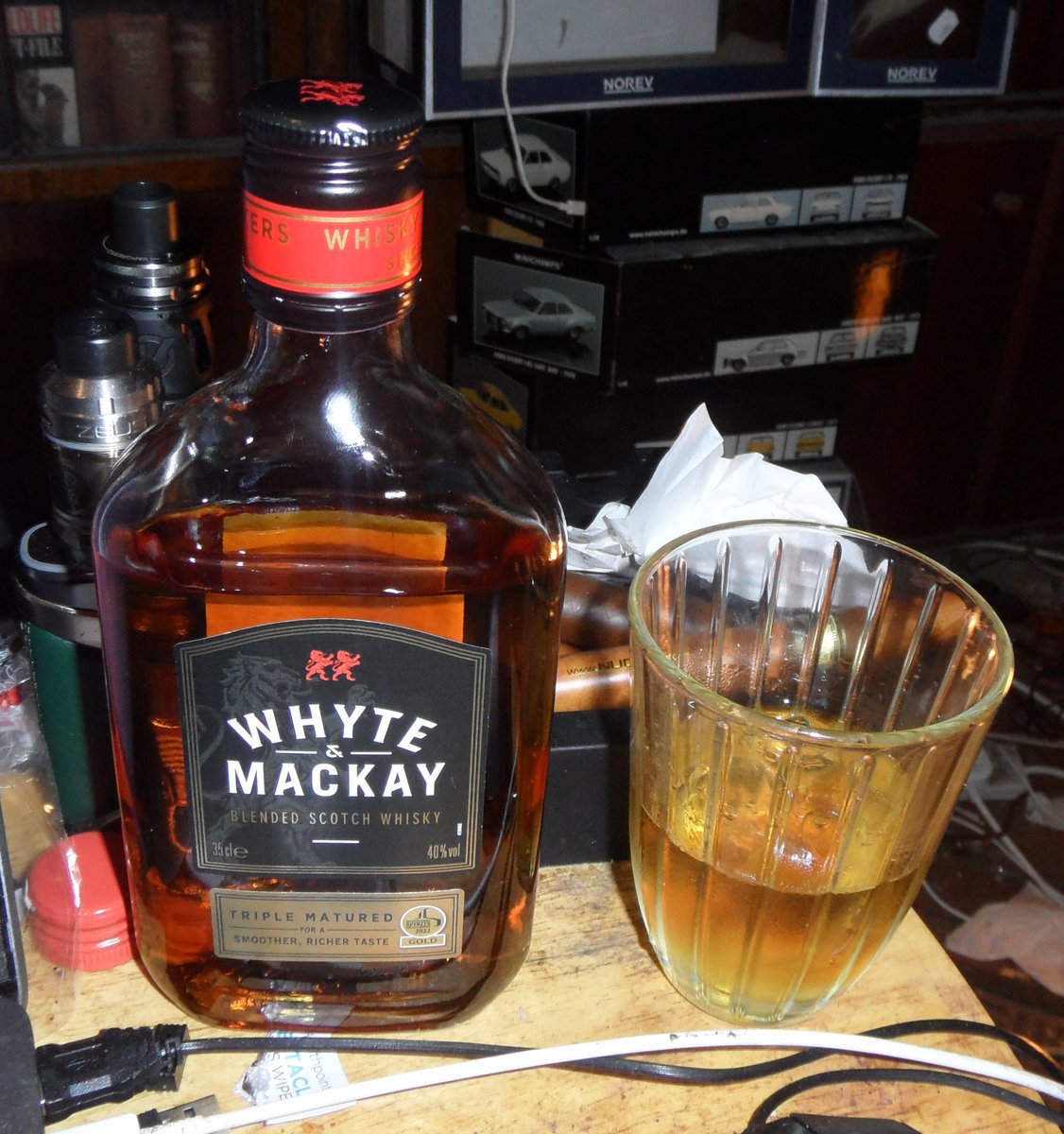 Martyn Williams tweet media