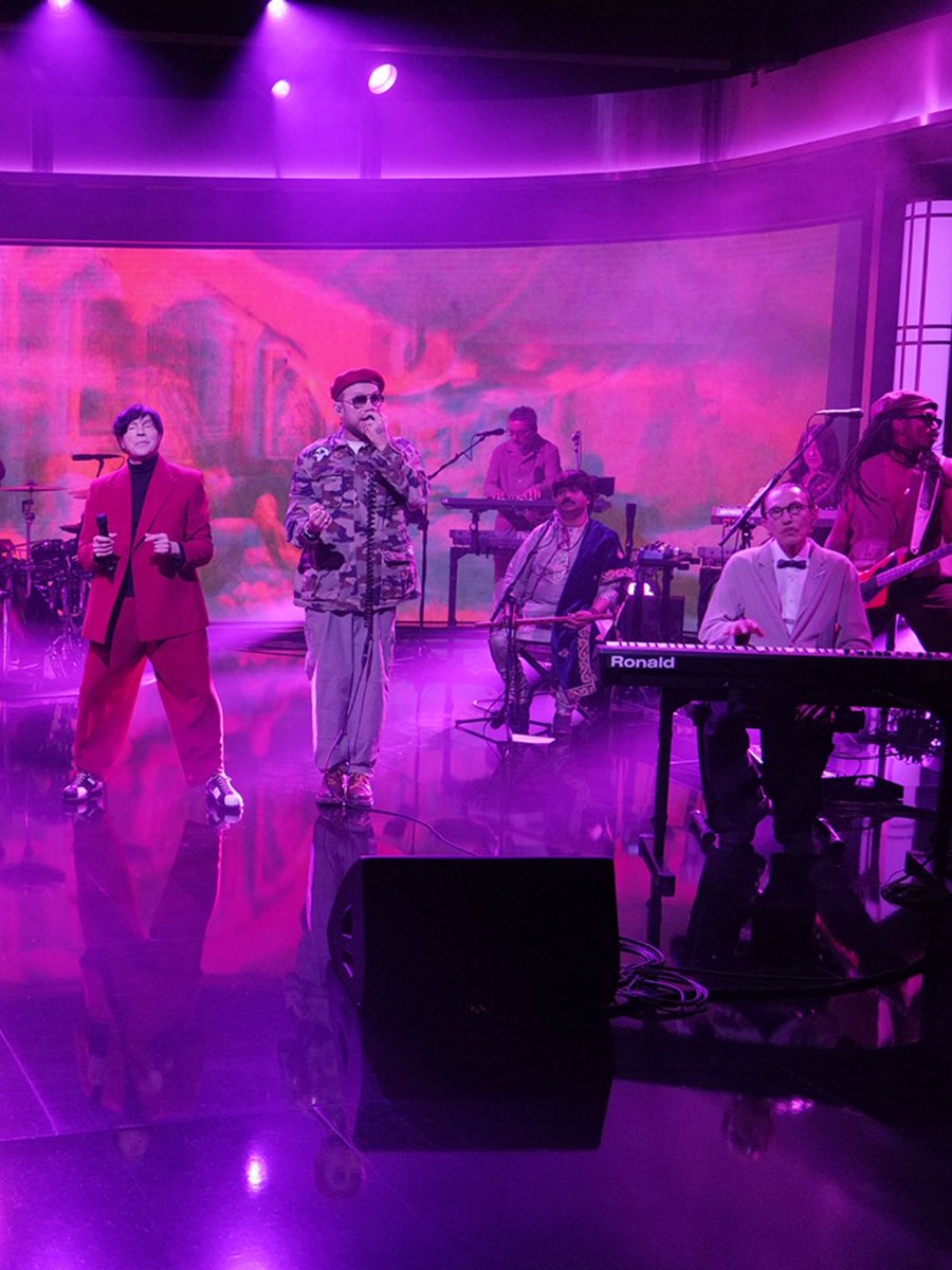 S P A R K S tweet media