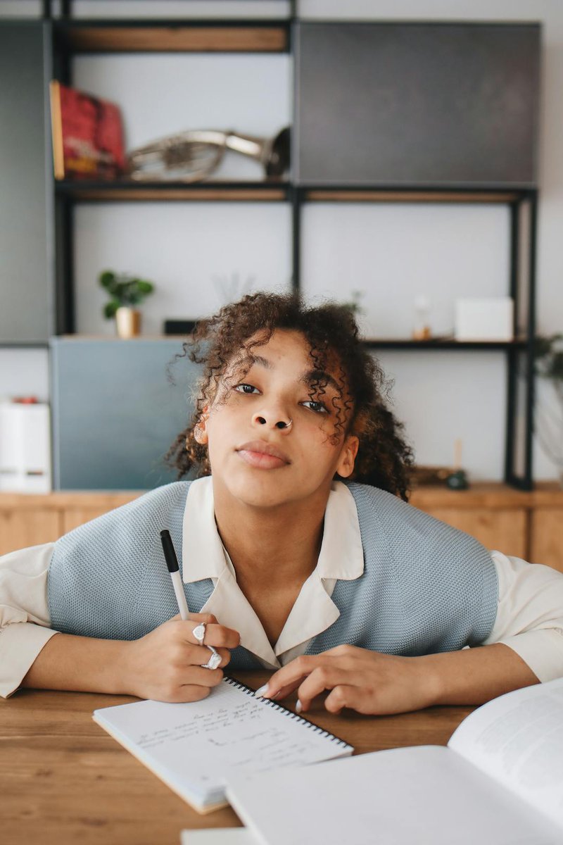 LMMHeirs's tweet photo. ๐โ๏ธEvery story starts with a single word. Celebrate Encourage A Young Writer Day by inspiring the next generation to share their voices, dreams, and imagination. #YoungWriters #InspireCreativity https://t.co/3ijXP18XbS