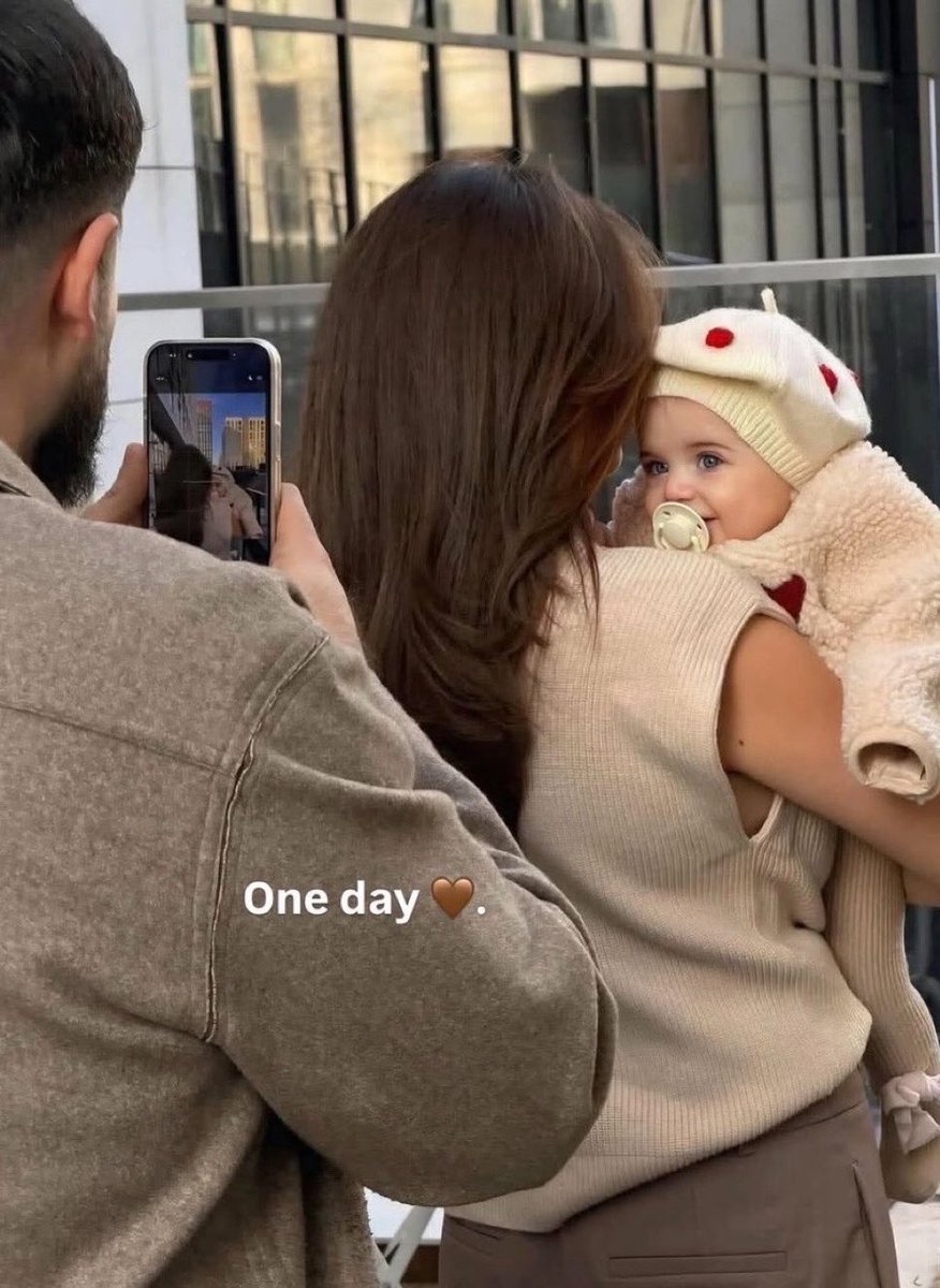 me and who tweet media