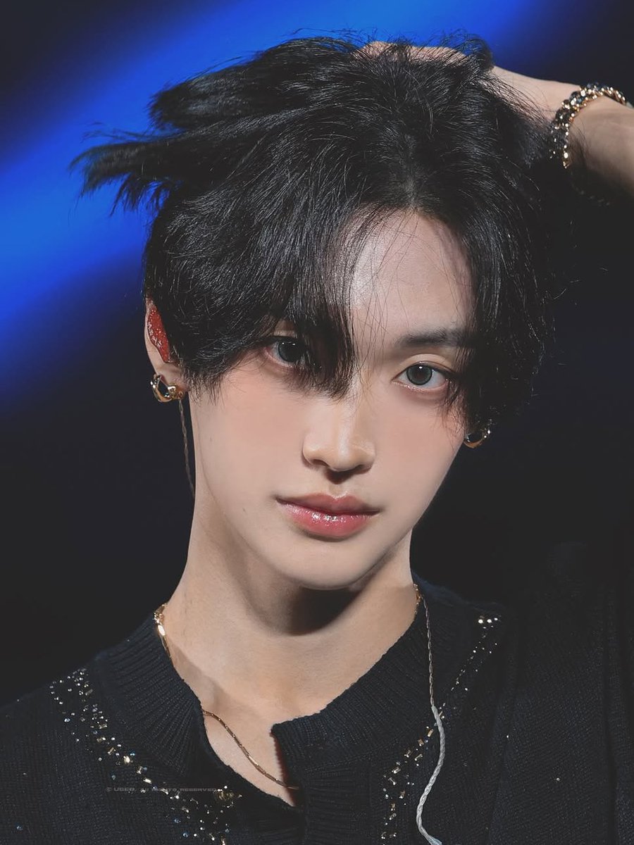 Wonbin✰ tweet media