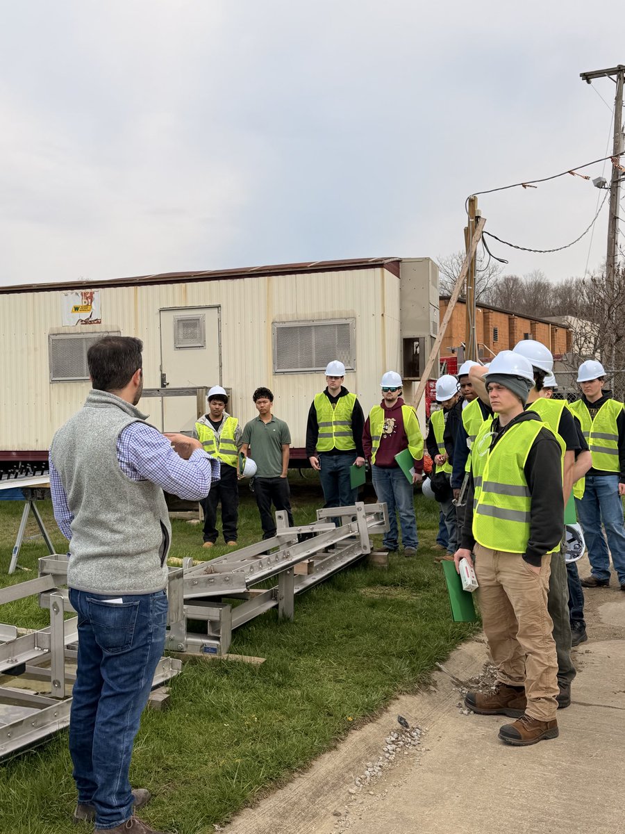 NorthernOhioABC's tweet photo. Great morning on the job site 👷‍♂️
ABC of Northern Ohio + Workman Industrial welcomed students from Stow Munroe Falls High School to explore careers in the skilled trades. Thanks to Heidi Workman and Mike Tinlin for attending!
#SkilledTrades #ABCMeritShopProud https://t.co/nJjq0pP0HF