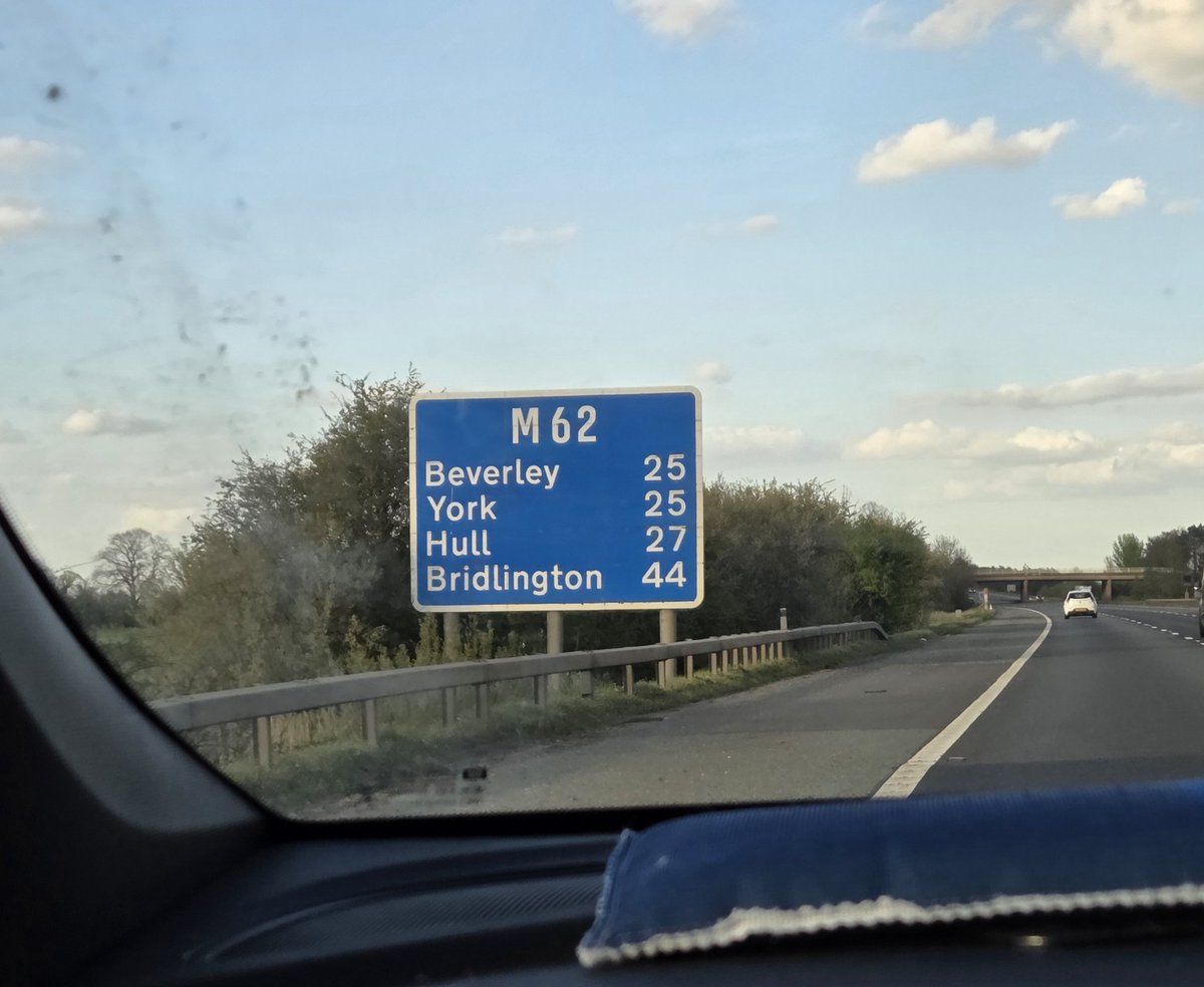 Weekend in York and Boro away...glutton for punishment 🤷‍♂️ Up the Blues ⚽️🔵⚪️ #Pompey