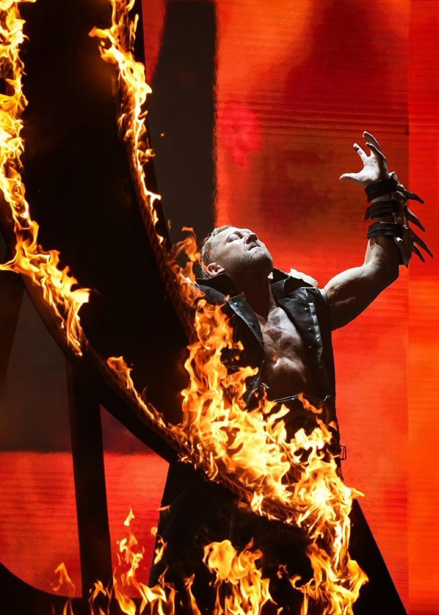 Wrestling Pics That Go Hard tweet media