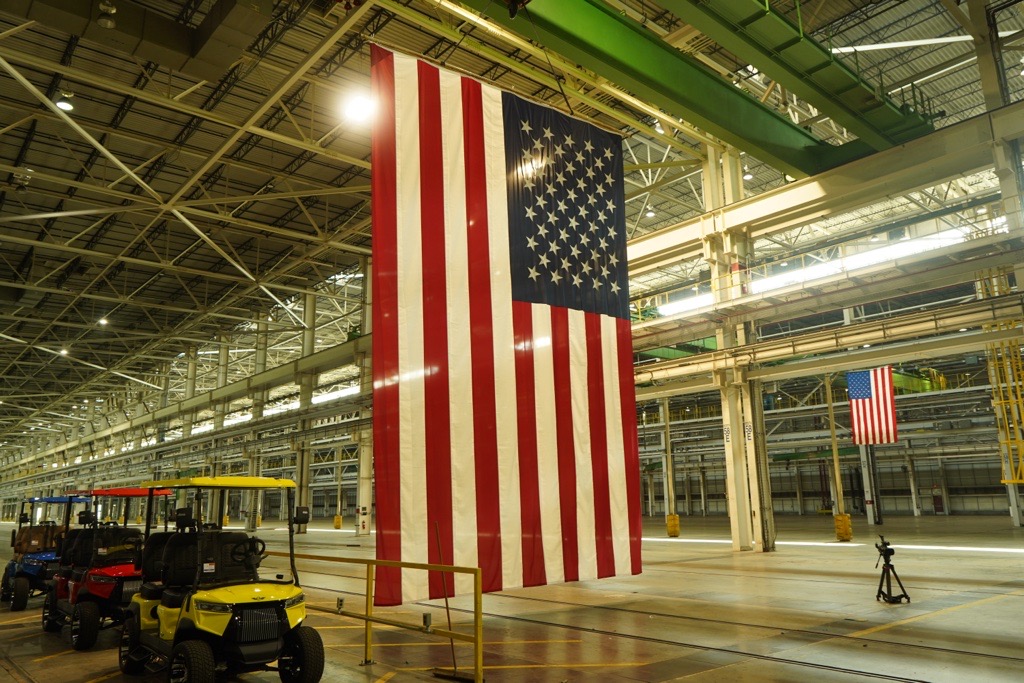 Kelly Loeffler tweet media