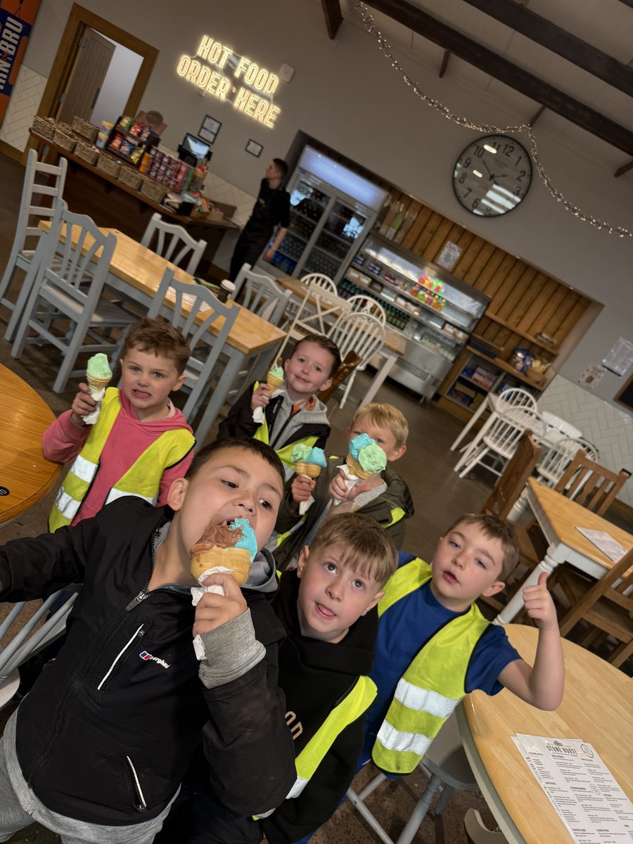 Bluevale Community Club tweet media