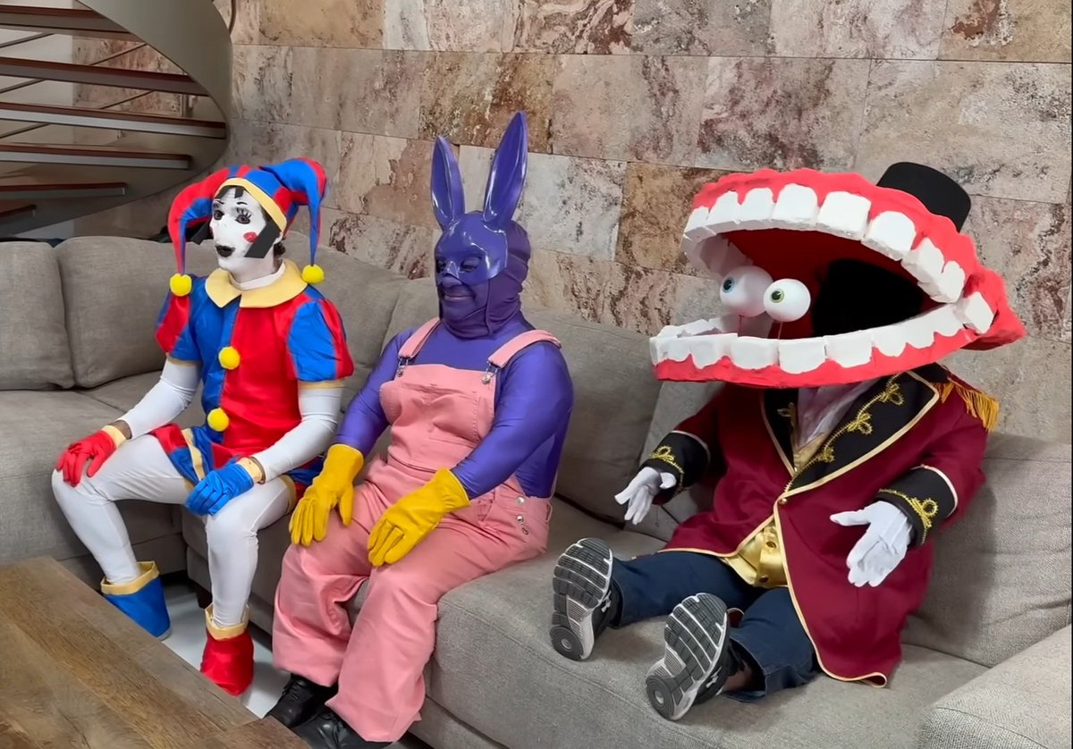 Cartoons On The Moon tweet media