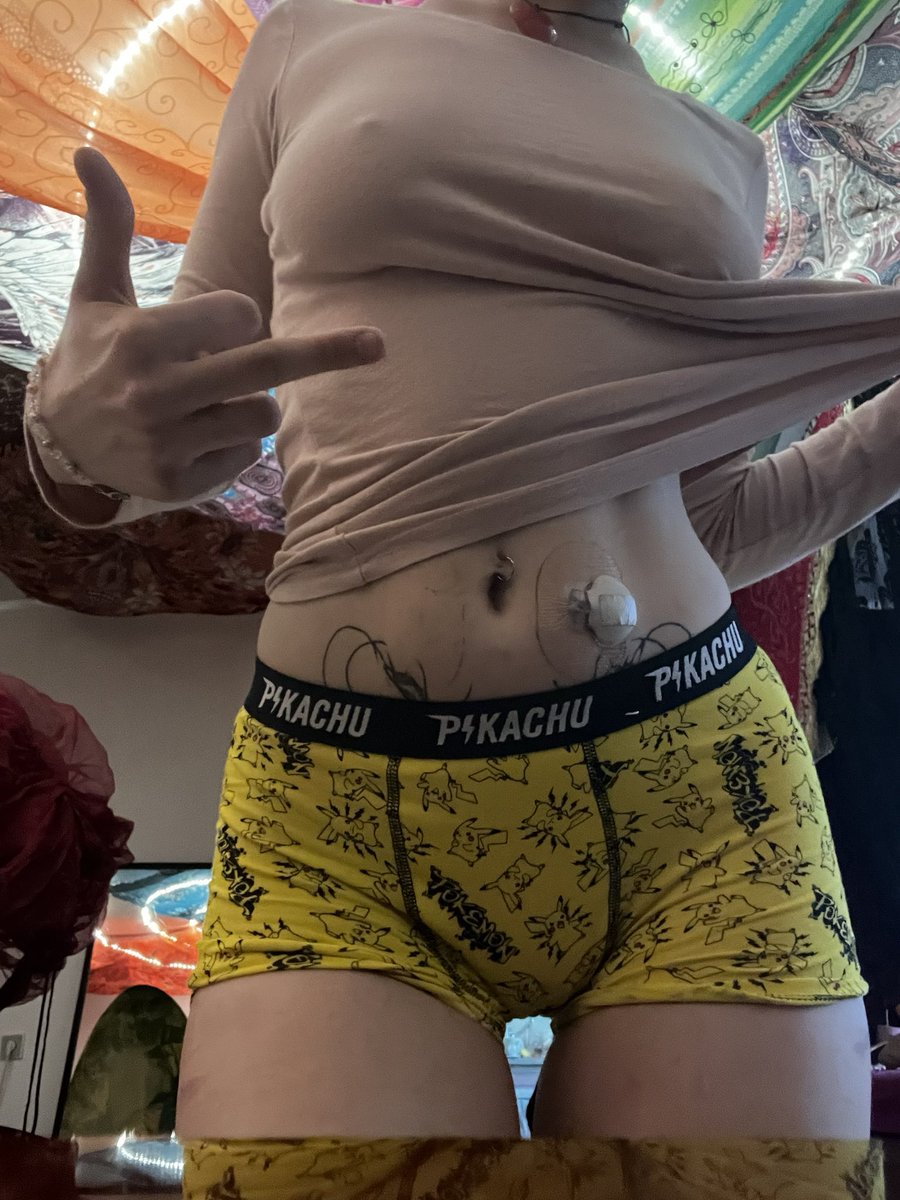 𝕰𝖒𝖕𝖗𝖊𝖘𝖘 𝕾𝖕𝖎𝖐𝖞 | FINDOMME tweet media