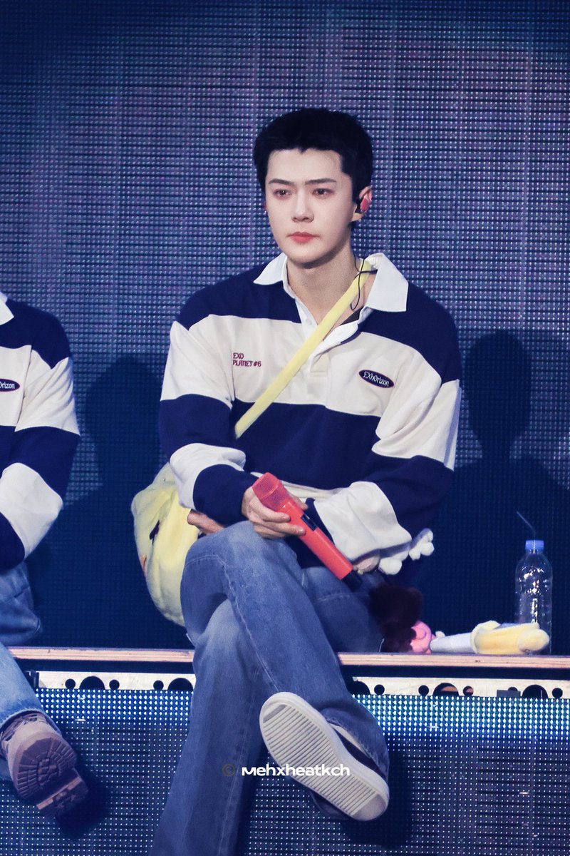 mehxheatkch412's tweet photo. 260410 𝗘𝗫𝗵𝗢𝗿𝗶𝘇𝗢𝗡 𝗶𝗻 𝕊𝔼𝕆𝕌𝕃
-DAY 1 

Baby don’t cry🥺🫳🏻🫳🏻

#EXO #SEHUN #세훈 #吴世勋
-
#EXOPLANET #EXhOrizon https://t.co/7WAX3NWQJo