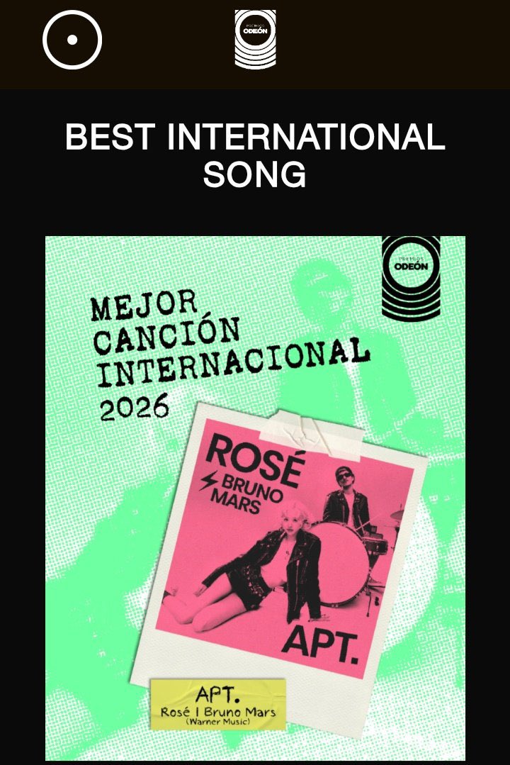 CliqueRoseBr's tweet photo. 🏆"APT." venceu a categoria "Melhor Música Internacional" no The Odeón Award. 🤍

#ROSÉ #장미 @numberoneHQ https://t.co/ER4aN3DjKn