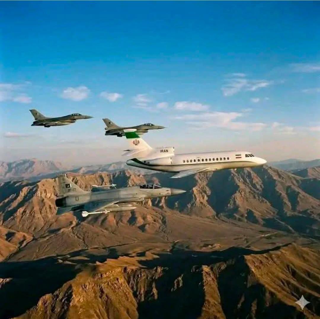 پاکستانی طیارے ایران جا کر ایرانی وفد /مہمانوں کو اپنی حفاظت میں پاکستان لاتے ہوئے۔ کیا روح کو سرشار کر دینے والے مناظر ہیں۔