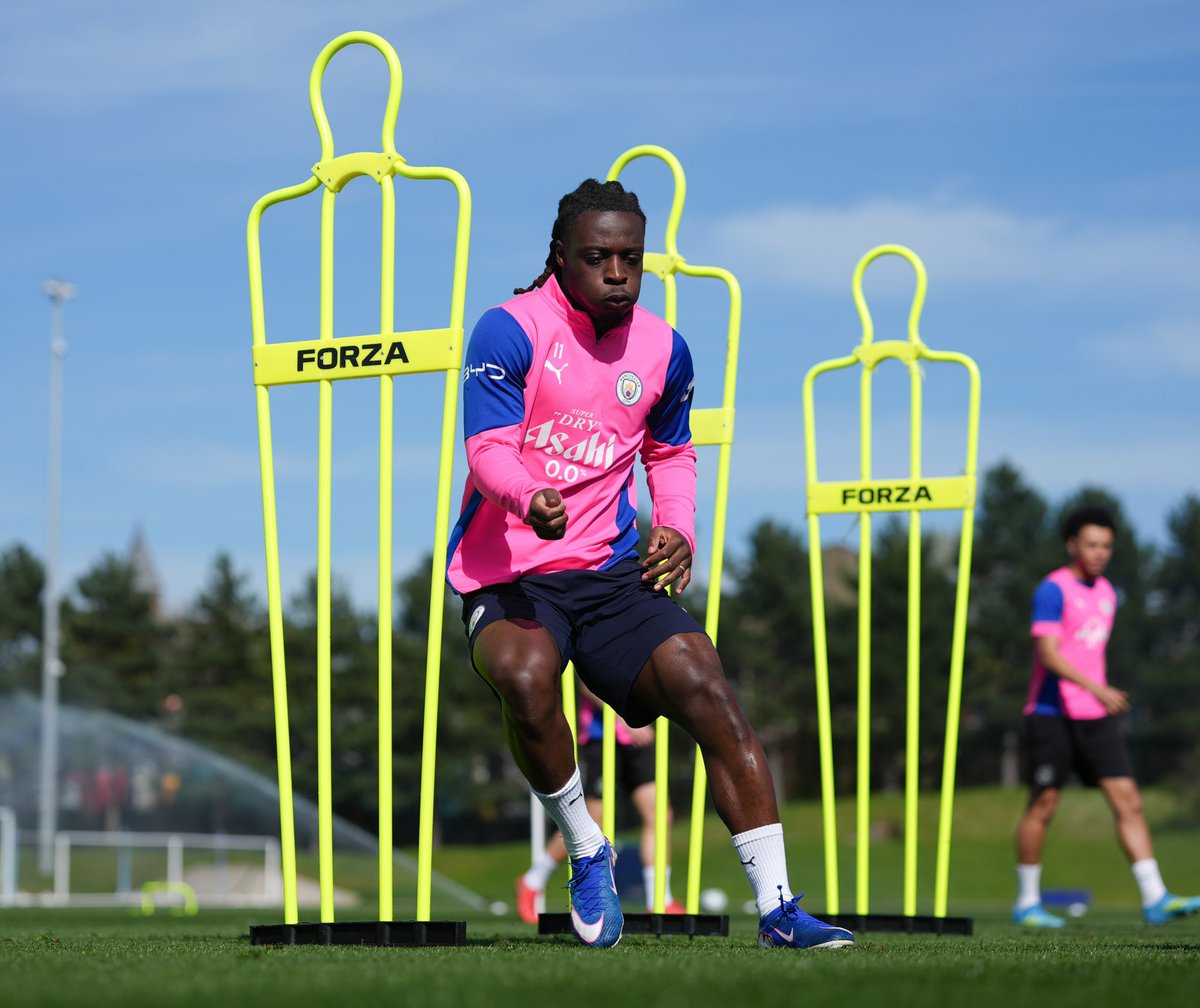 Jeremy Doku tweet media