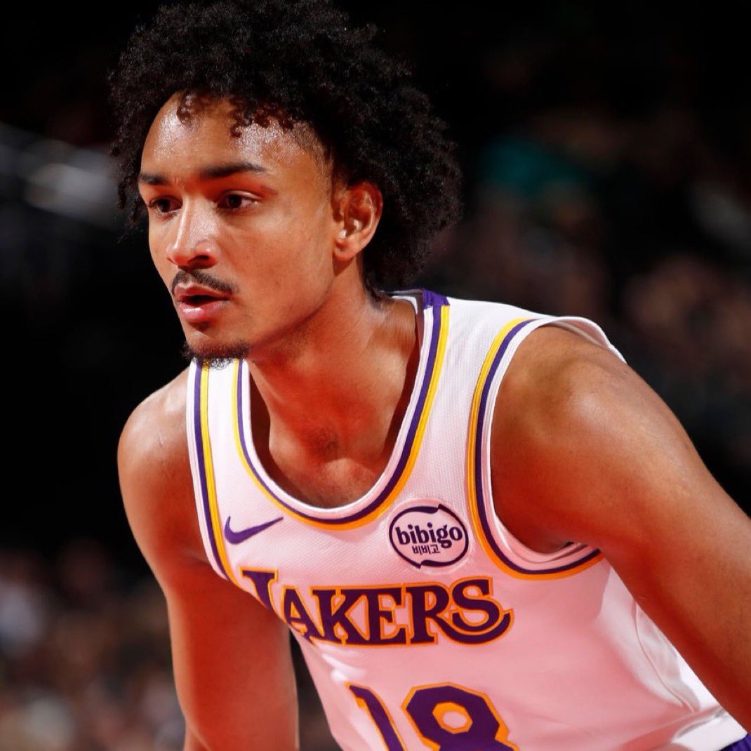 LakeShowYo tweet media