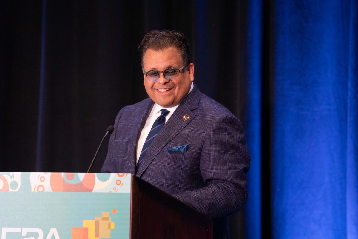 AERA_EdResearch's tweet image. Day 2 highlights from #AERA2026 included the AERA Distinguished Lecture, the Awards Luncheon, and the opening of the Exhibit Hall!