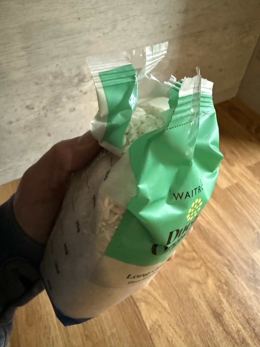 Richard Young tweet media