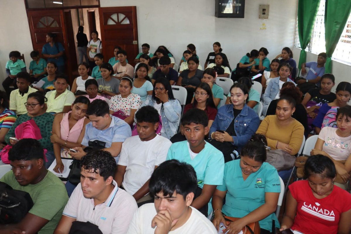 𝗘𝗙𝗘𝗠𝗘́𝗥𝗜𝗗𝗘𝗦 | En conmemoración del Día Internacional de la Salud, la Universidad URACCAN Bilwi llevó a cabo el foro “La visión intercultural de la salud en contextos multiculturales”.

#somosURACCAN
