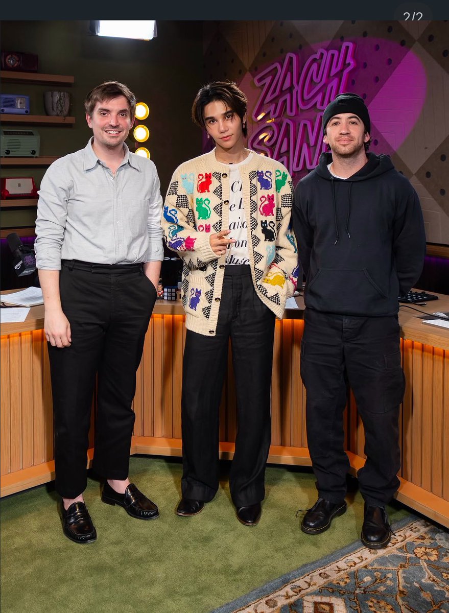 🎤Retrouvez l'interview exclusive de Jeff sur le Zach Sang Show dès aujourd'hui!!

🔗: youtu.be/sls2wU-iCrg?is…

#JeffSatur #ZachSangShow