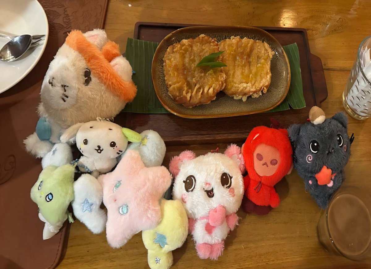 miso_enji's tweet photo. NCT JAPAN LINE (Keyring Version, featuring Mini Wichu and Popchu) 🤭
#bubblenyang
#ryonryon
#pang
#cherrychan
#kuri https://t.co/HUSnnVwS28